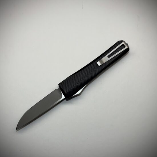 Alternative view of 0331 Pulsar Black/Stainless S/E Magnacut