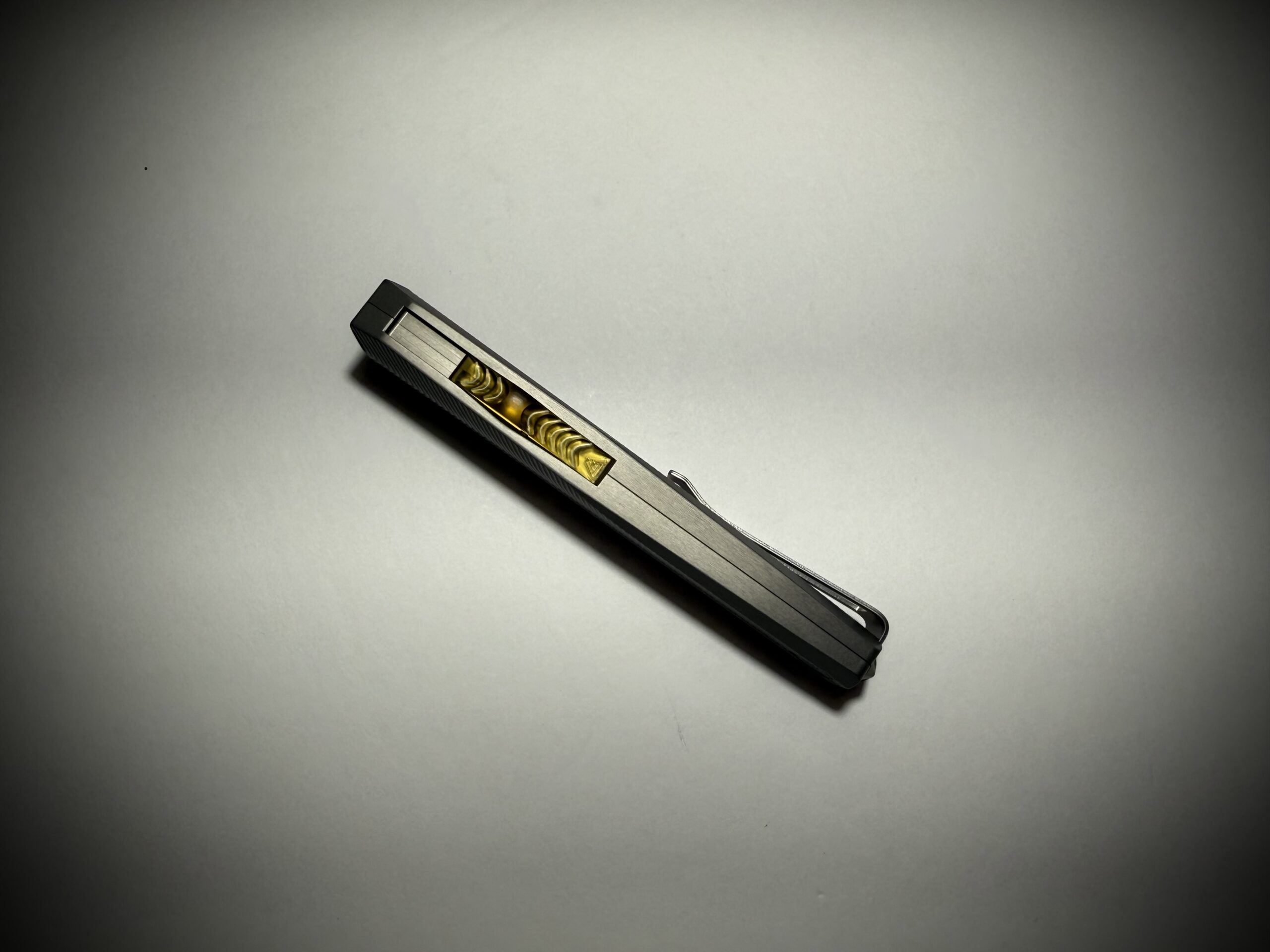 0331 Pulsar Natural/Ultem-Stainless S/E Magnacut - Image 3
