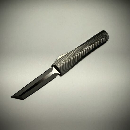 0331 Pulsar Natural/Stainless D/E Tanto Magnacut