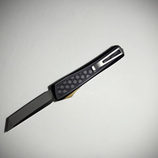 Alternative view of 0331 Echo Natural/Black Split/ ULTEM/Stainless HoneyCore Tanto MagnaCut