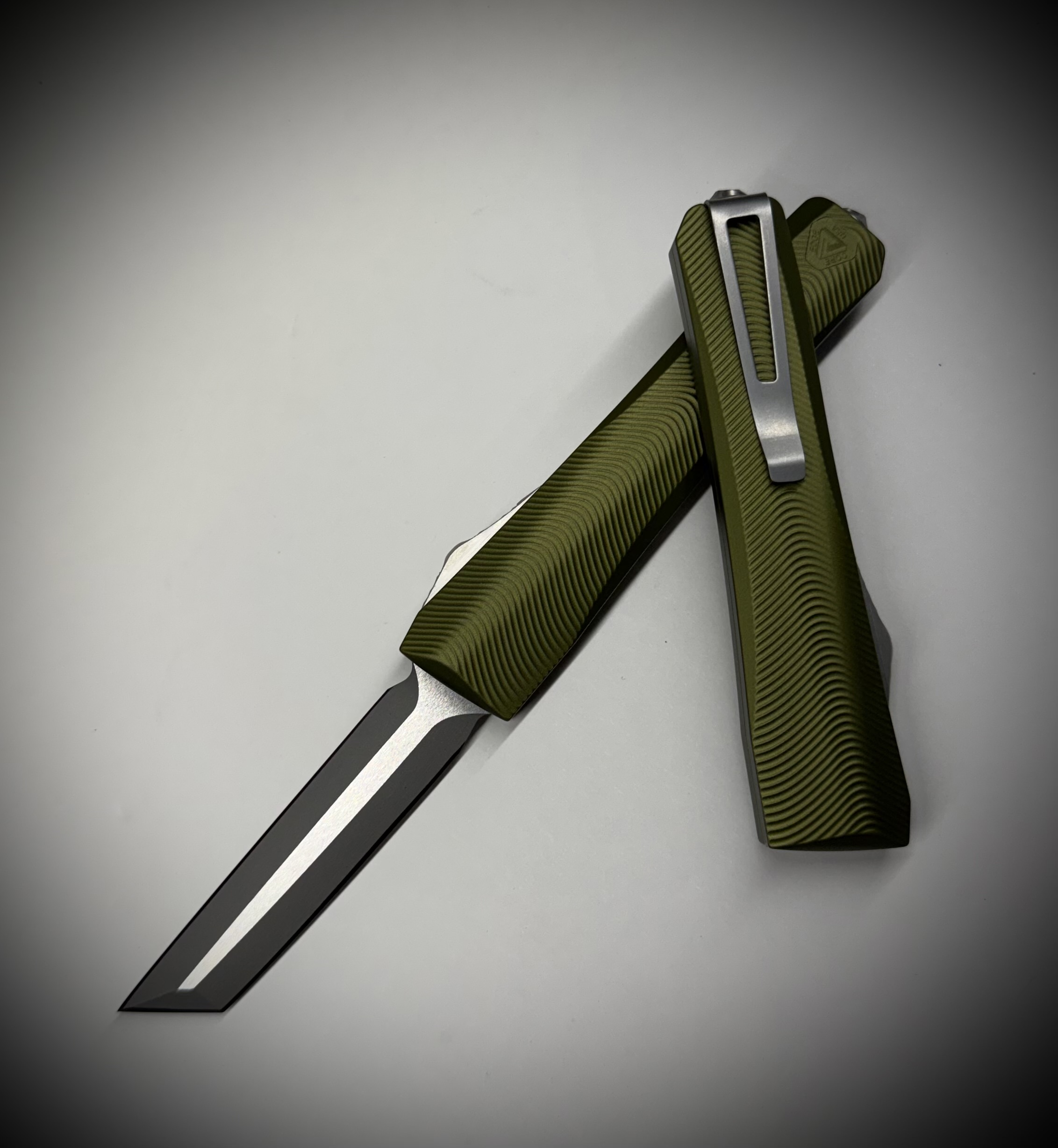 0331 Pulsar OD Green/Stainless DE/Tanto Magnacut