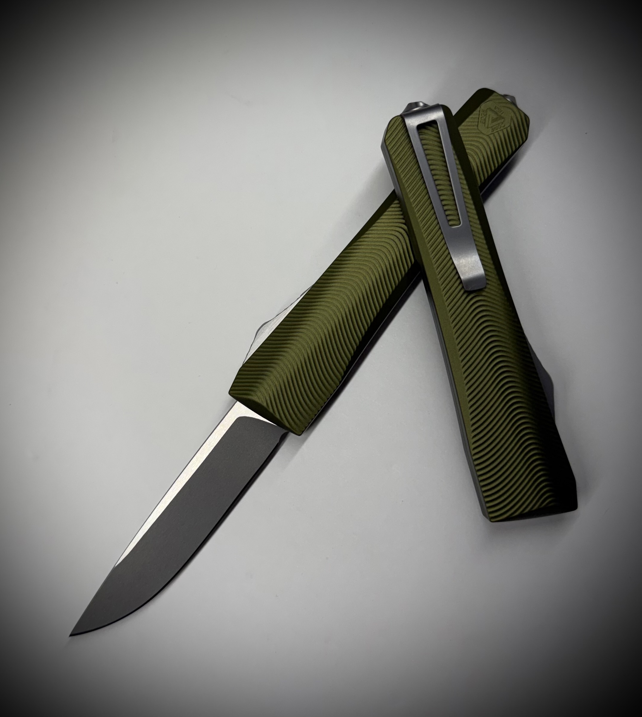 0331 Pulsar OD Green/Stainless S/E Magnacut