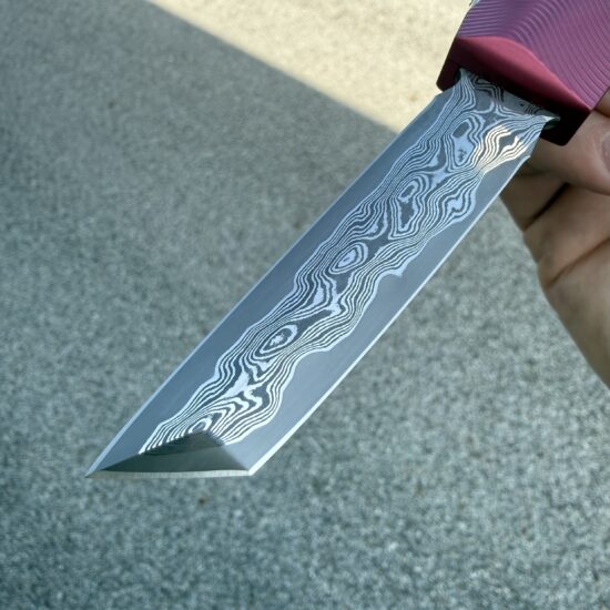 0331 Pulsar Garnet/Stainless Futuron Forge Arrowz Double Edge Tanto