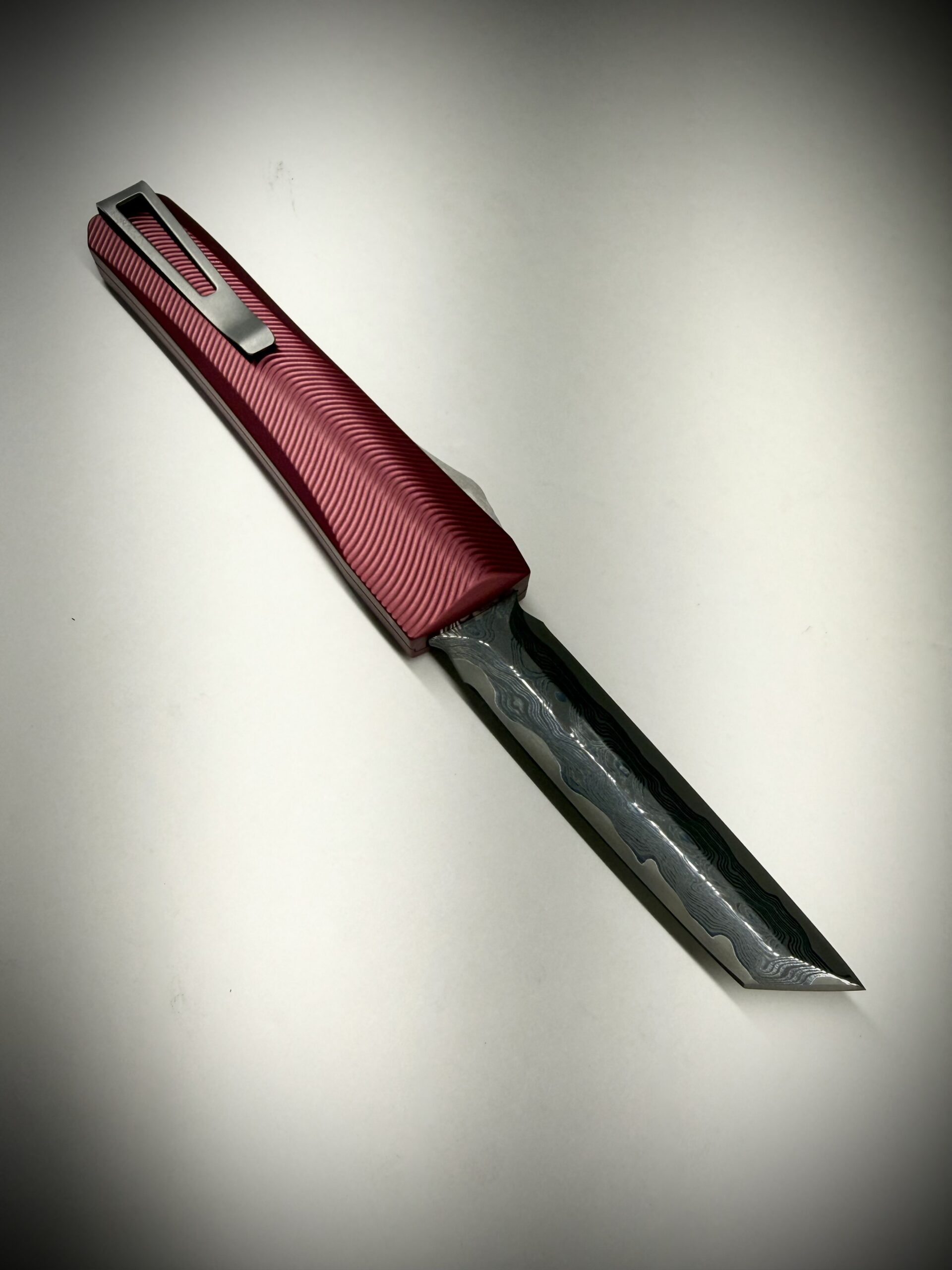 0331 Pulsar Garnet/Stainless Futuron Forge Arrowz Double Edge Tanto - Image 3