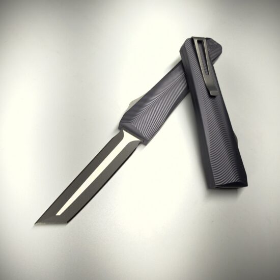 0331 Pulsar Tungsten Gray/Stainless DE/Tanto Magnacut