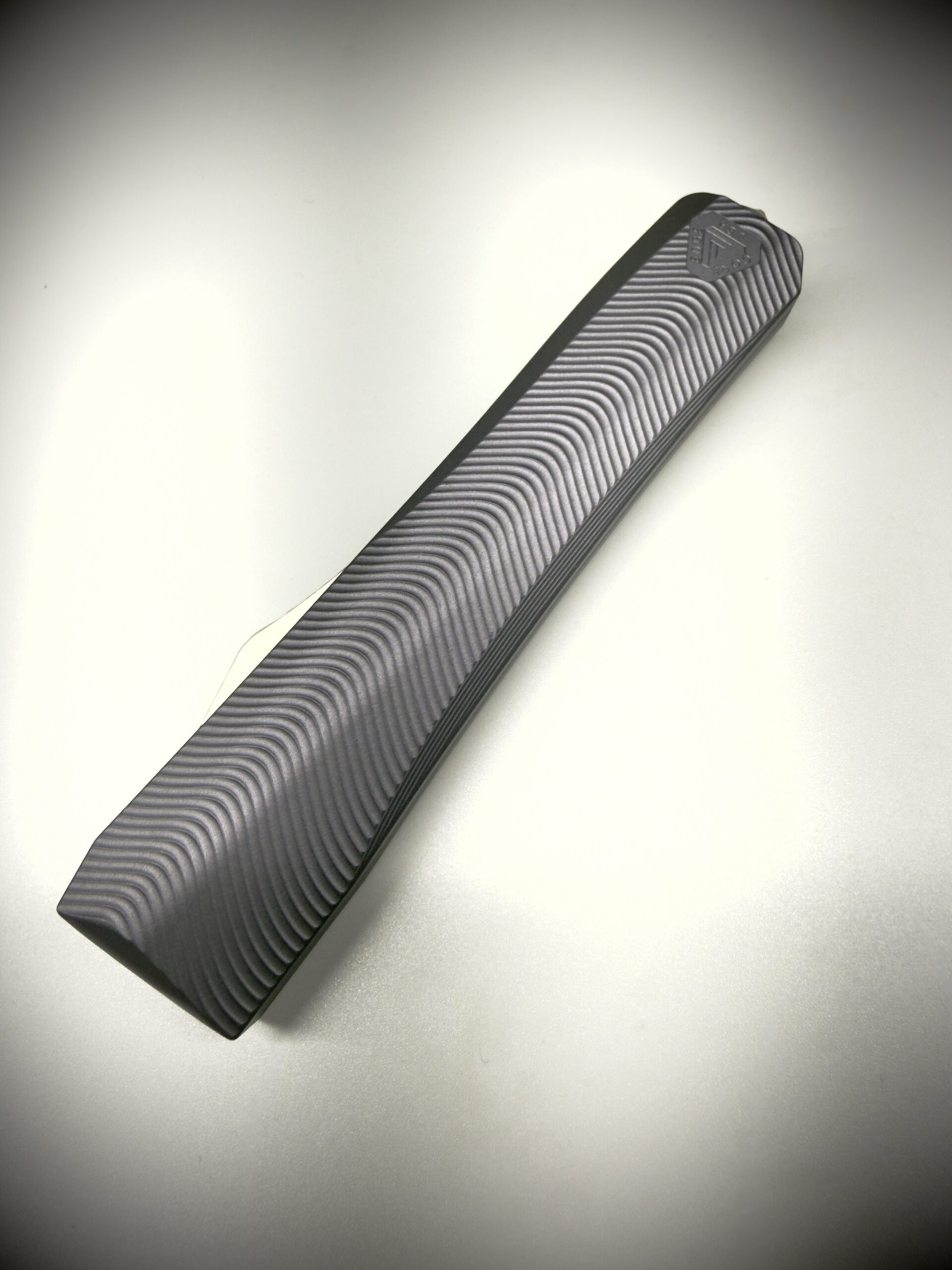 0331 Pulsar Tungsten Gray/Stainless DE/Tanto Magnacut - Image 3