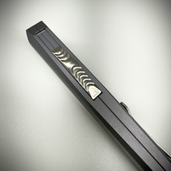 0331 Pulsar Tungsten Gray/Stainless DE/Tanto Magnacut - Image 5